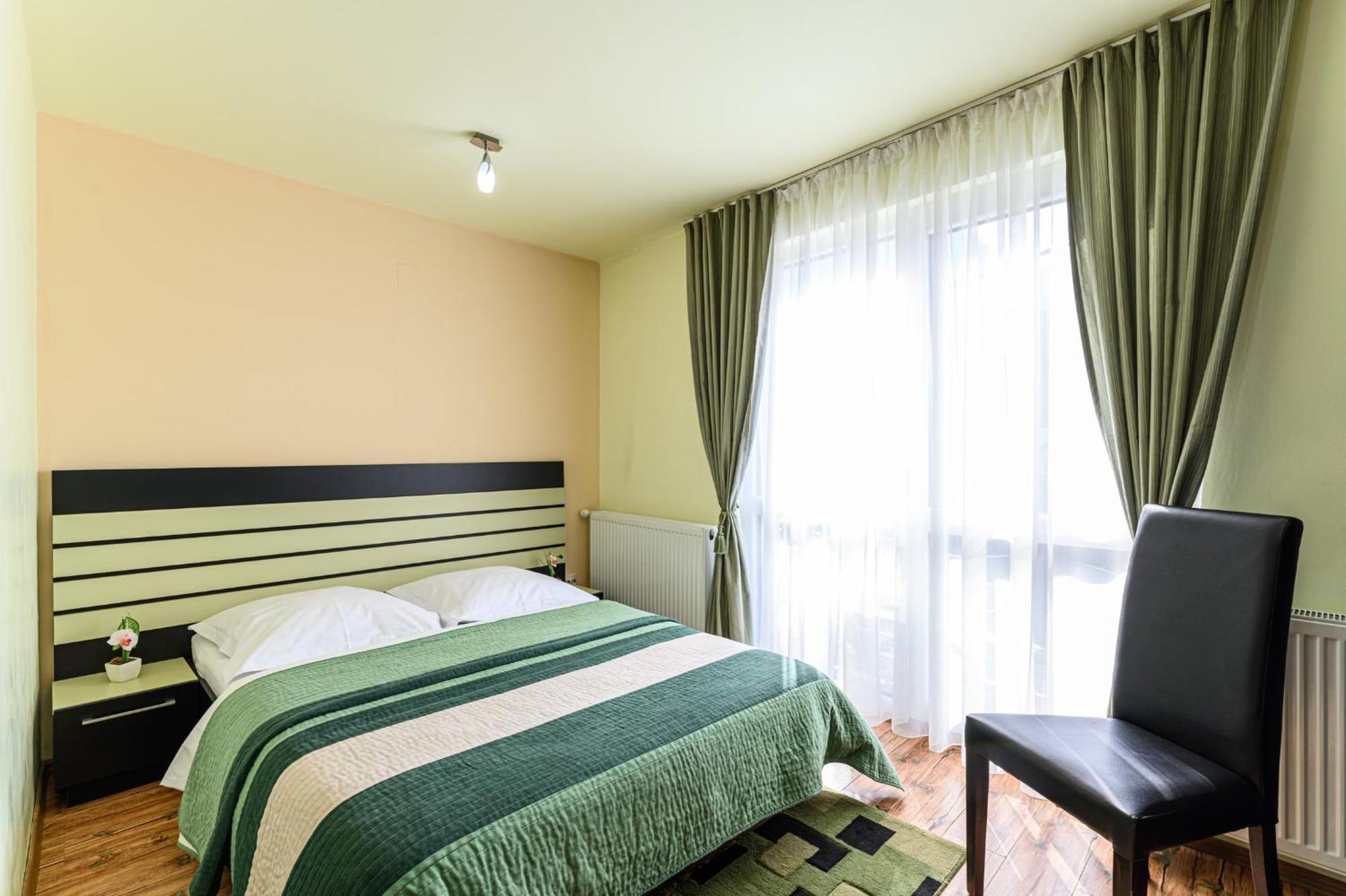 Casa Ramino Hotell Buşteni Eksteriør bilde
