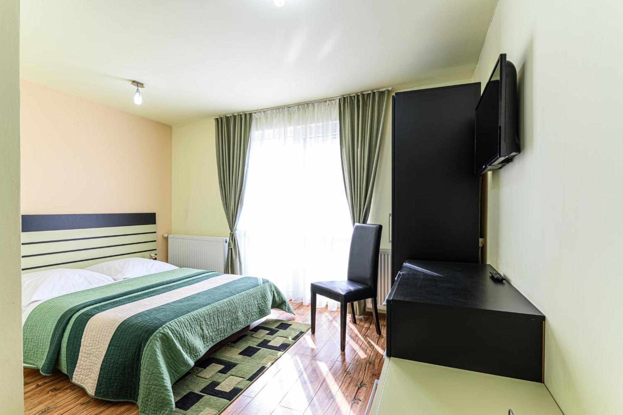 Casa Ramino Hotell Buşteni Eksteriør bilde
