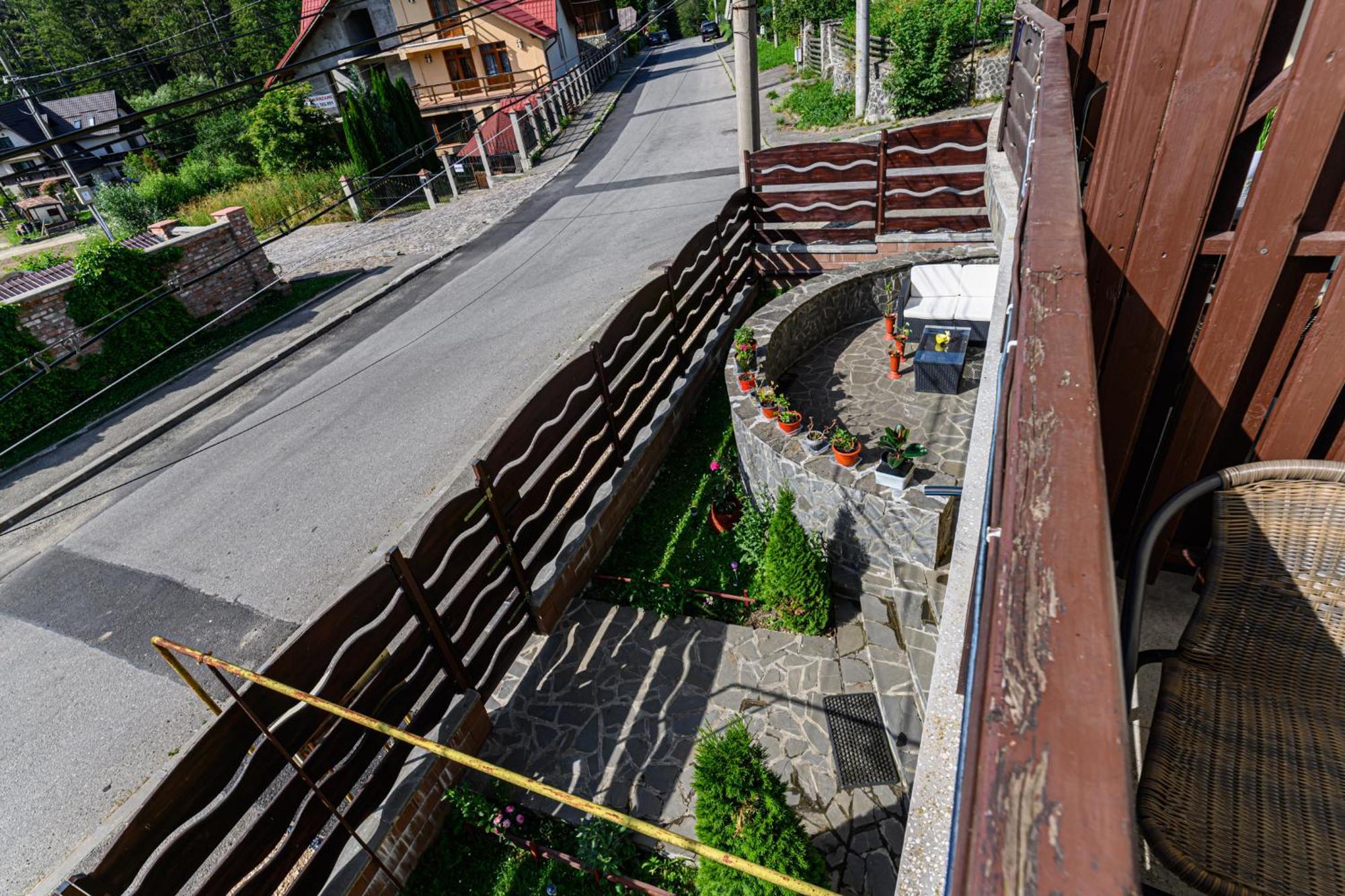 Casa Ramino Hotell Buşteni Eksteriør bilde