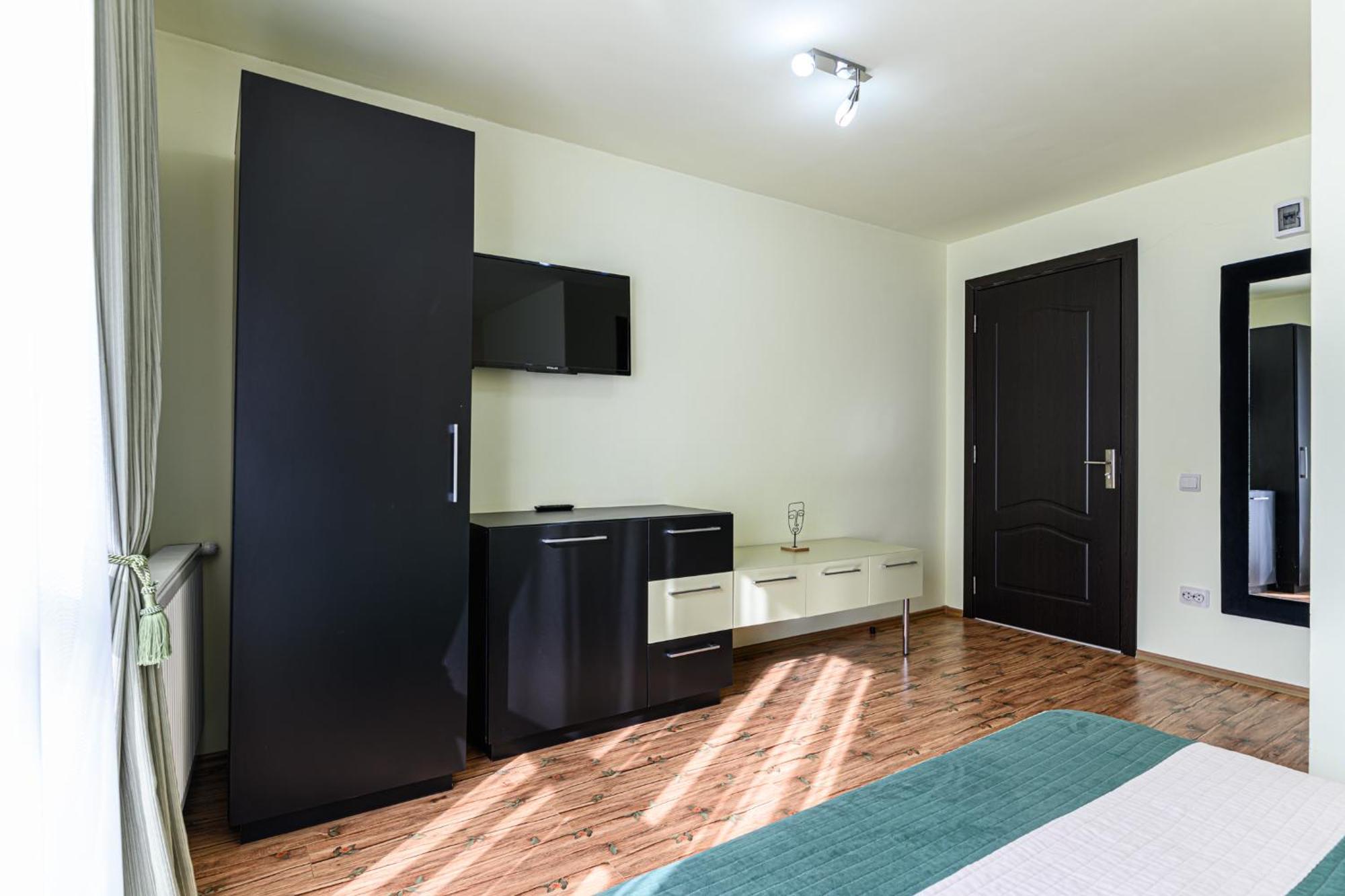 Casa Ramino Hotell Buşteni Eksteriør bilde