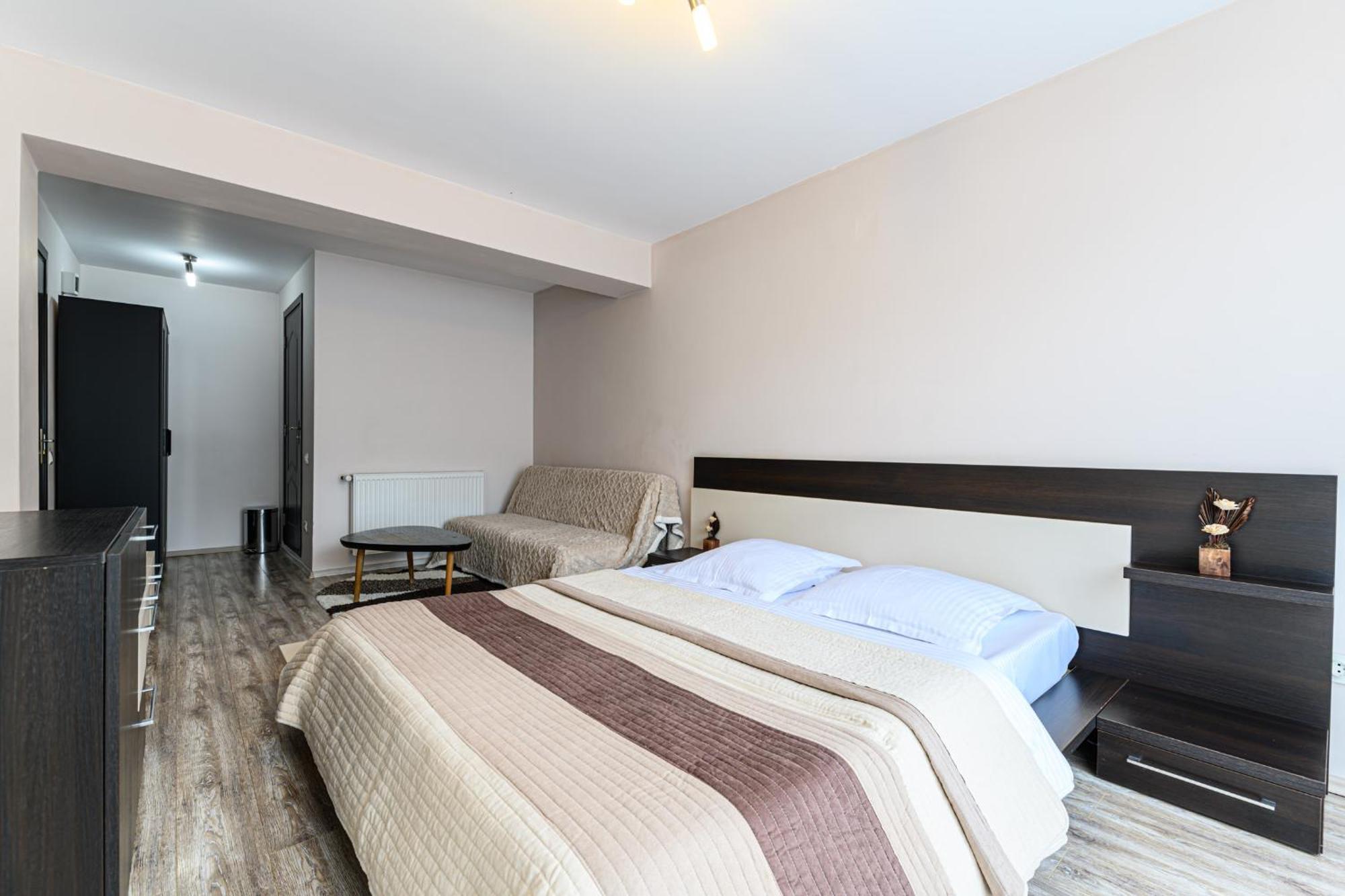 Casa Ramino Hotell Buşteni Eksteriør bilde